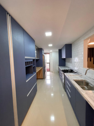 Imagem Imóvel com 3 Quartos à Venda, 117 m² em Dom Pedro I - Manaus