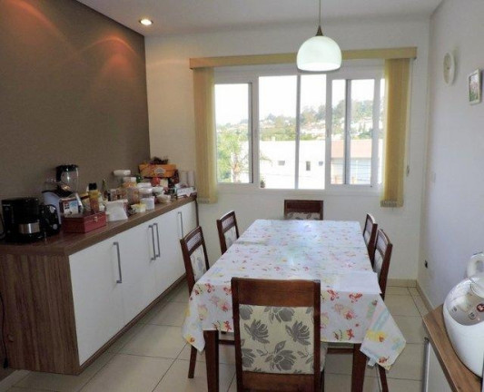 Imagem Casa com 4 Quartos à Venda, 400 m² em Golf Village - Carapicuíba Imagem Casa com 4 Quartos à Venda, 400 m² em Golf Village - Carapicuíba
