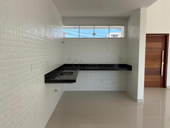 Imagem Casa com 4 Quartos à Venda, em Lagoa - Macaé Imagem Casa com 4 Quartos à Venda, em Lagoa - Macaé