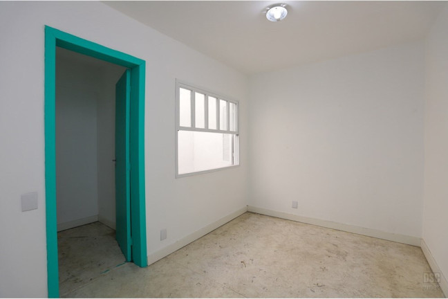 Imagem Casa com 5 Quartos à Venda, 253 m² em Santana - Porto Alegre Imagem Casa com 5 Quartos à Venda, 253 m² em Santana - Porto Alegre