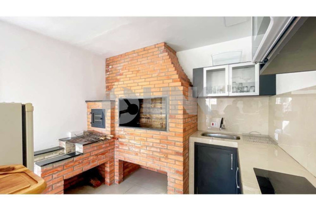 Imagem Apartamento com 1 Quarto à Venda, 24 m² em Centro Histórico - Porto Alegre Imagem Apartamento com 1 Quarto à Venda, 24 m² em Centro Histórico - Porto Alegre