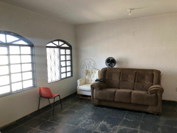 Imagem Casa com 5 Quartos à Venda, 350 m² em Taguatinga Norte (taguatinga) - Brasília Imagem Casa com 5 Quartos à Venda, 350 m² em Taguatinga Norte (taguatinga) - Brasília
