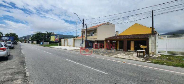 Imagem Casa com 1 Quarto à Venda, 68 m² em Caiobá - Matinhos Imagem Casa com 1 Quarto à Venda, 68 m² em Caiobá - Matinhos
