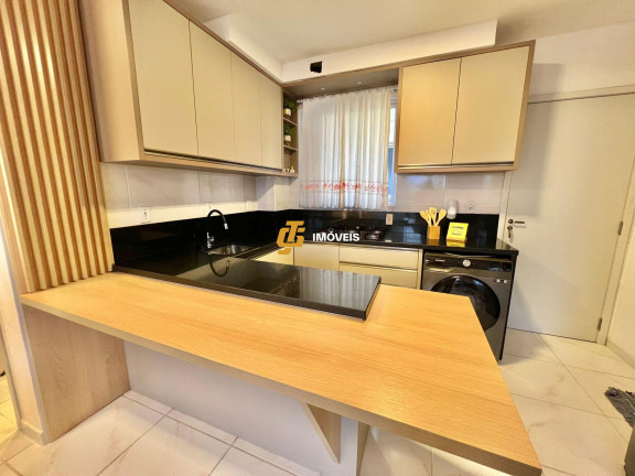 Imagem Apartamento com 2 Quartos à Venda, em Cedros - Camboriú Imagem Apartamento com 2 Quartos à Venda, em Cedros - Camboriú