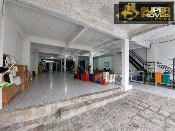 Imóvel com 3 Quartos para Alugar, 620 m² em Centro - Pelotas