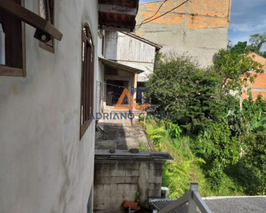 Imagem Casa com 4 Quartos à Venda, 120 m² em Velha - Blumenau Imagem Casa com 4 Quartos à Venda, 120 m² em Velha - Blumenau
