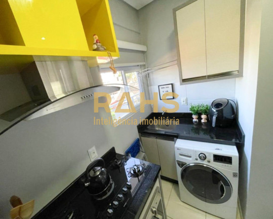 Imagem Apartamento com 2 Quartos à Venda, 82 m² em Costa E Silva - Joinville