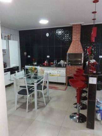 Imagem Casa com 5 Quartos à Venda, 180 m² em Vila Palmares - Santo André Imagem Casa com 5 Quartos à Venda, 180 m² em Vila Palmares - Santo André