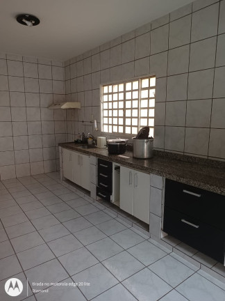 Imagem Casa com 3 Quartos à Venda, 300 m² em Lourival Parente - Teresina Imagem Casa com 3 Quartos à Venda, 300 m² em Lourival Parente - Teresina