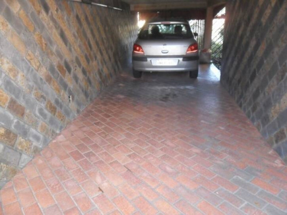 Imagem Casa com 7 Quartos à Venda, 400 m² em Camargos - Belo Horizonte Imagem Casa com 7 Quartos à Venda, 400 m² em Camargos - Belo Horizonte