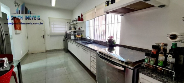 Imagem Casa de Condomínio com 4 Quartos à Venda, 1.500 m² em Algarve - Cotia Imagem Casa de Condomínio com 4 Quartos à Venda, 1.500 m² em Algarve - Cotia