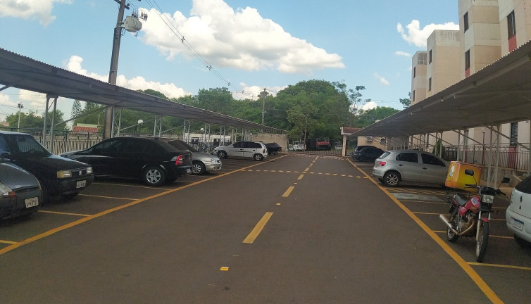 Imagem Apartamento com 2 Quartos à Venda, 54 m² em São Pedro - Londrina