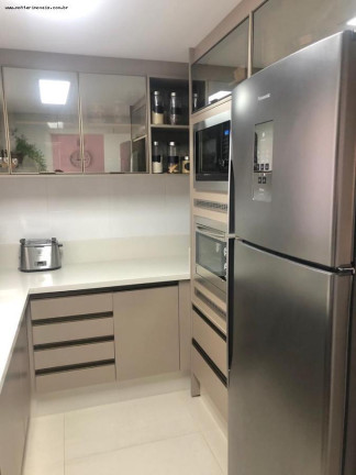 Imagem Casa com 3 Quartos à Venda, 140 m² em Santa Felicidade - Curitiba