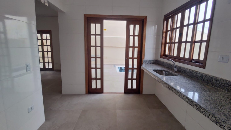Imagem Imóvel com 3 Quartos à Venda, 87 m² em Balneário Tupy - Itanhaém Imagem Imóvel com 3 Quartos à Venda, 87 m² em Balneário Tupy - Itanhaém