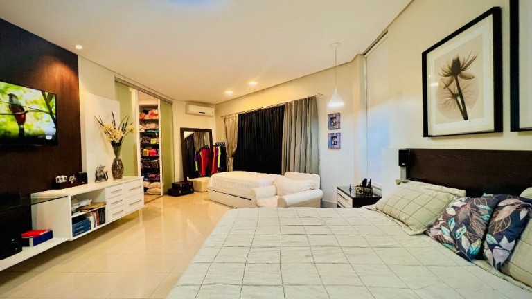 Imagem Sobrado com 4 Quartos à Venda, 334 m² em Jardins Atenas - Goiânia Imagem Sobrado com 4 Quartos à Venda, 334 m² em Jardins Atenas - Goiânia