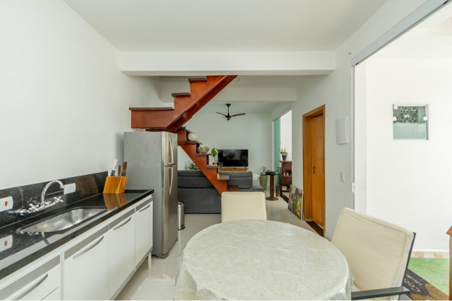 Imagem Casa com 3 Quartos à Venda, 247 m² em Guarapiranga - São Paulo