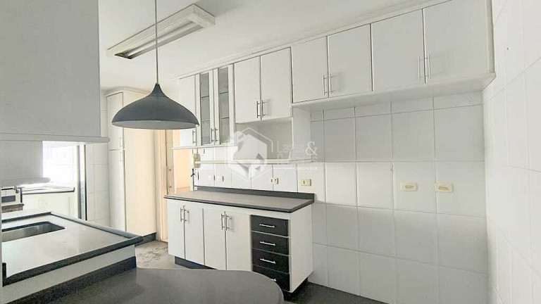 Imagem Apartamento com 3 Quartos à Venda, 129 m² em Itaim Bibi - São Paulo Imagem Apartamento com 3 Quartos à Venda, 129 m² em Itaim Bibi - São Paulo