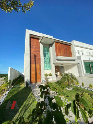Imagem Casa com 4 Quartos à Venda, 277 m² em Cidade Alpha - Eusébio Imagem Casa com 4 Quartos à Venda, 277 m² em Cidade Alpha - Eusébio