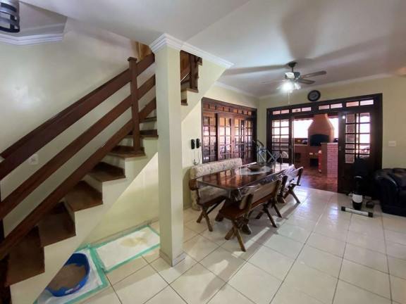 Imagem Imóvel com 4 Quartos à Venda, 270 m² em Jardim Lambreta - Cotia Imagem Imóvel com 4 Quartos à Venda, 270 m² em Jardim Lambreta - Cotia
