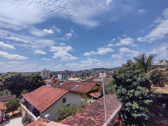 Imagem Apartamento com 3 Quartos à Venda, 80 m² em álvaro Camargos - Belo Horizonte