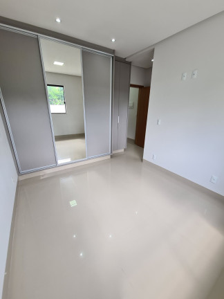 Imagem Casa com 3 Quartos à Venda, 135 m² em Setor Faiçalville - Goiânia Imagem Casa com 3 Quartos à Venda, 135 m² em Setor Faiçalville - Goiânia