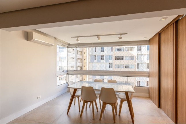 Imagem Apartamento com 2 Quartos à Venda, 93 m² em Pinheiros - São Paulo Imagem Apartamento com 2 Quartos à Venda, 93 m² em Pinheiros - São Paulo