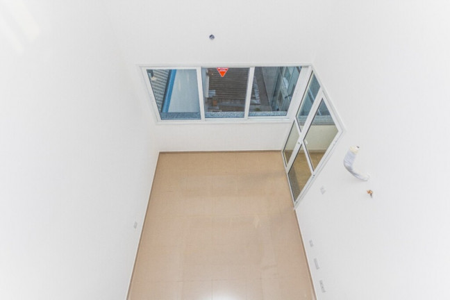 Imagem Imóvel com 2 Quartos à Venda, 61 m² em Menino Deus - Porto Alegre Imagem Imóvel com 2 Quartos à Venda, 61 m² em Menino Deus - Porto Alegre