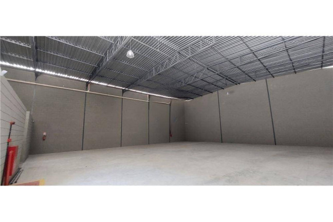 Imagem Galpão para Alugar, 500 m² em Santa Luzia - Bragança Paulista Imagem Galpão para Alugar, 500 m² em Santa Luzia - Bragança Paulista