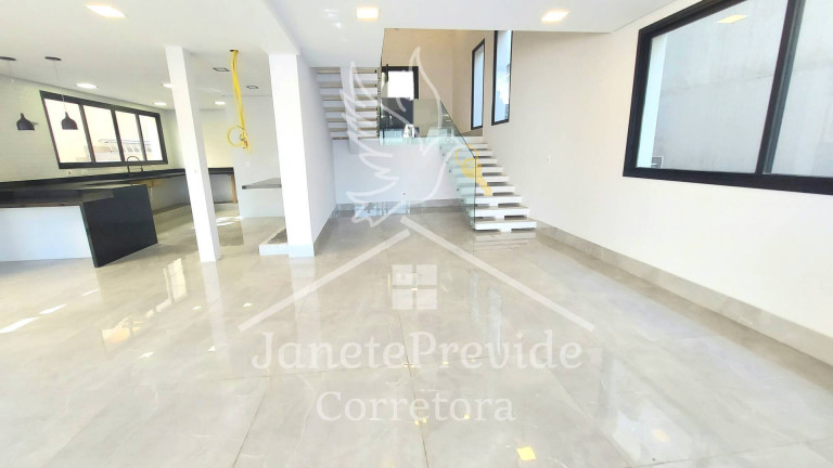Imagem Casa de Condomínio com 3 Quartos à Venda, em Alphaville - Santana De Parnaíba Imagem Casa de Condomínio com 3 Quartos à Venda, em Alphaville - Santana De Parnaíba