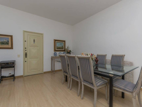 Imagem Apartamento com 3 Quartos à Venda,  em Copacabana - Rio De Janeiro