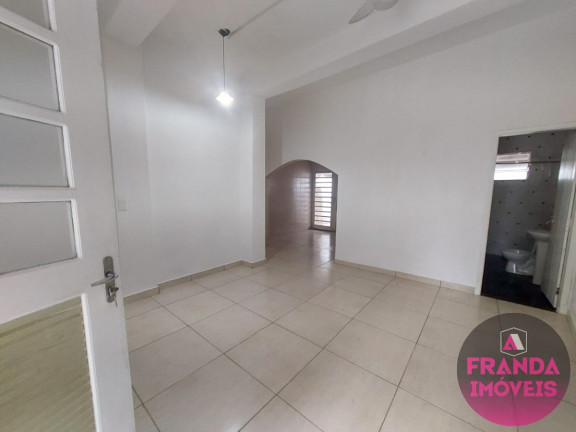 Imagem Casa com 2 Quartos para Alugar, 50 m² em Centro - Ubatuba
