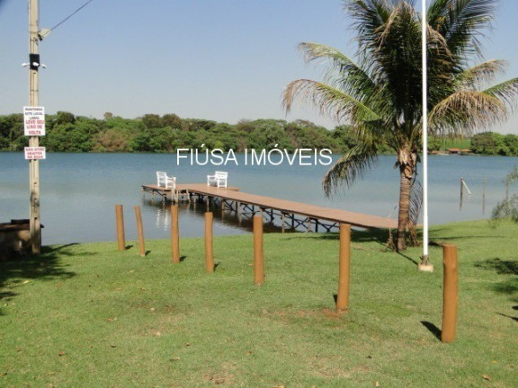 Imagem Casa com 3 Quartos à Venda, em Miguelopolis - Miguelópolis Imagem Casa com 3 Quartos à Venda, em Miguelopolis - Miguelópolis