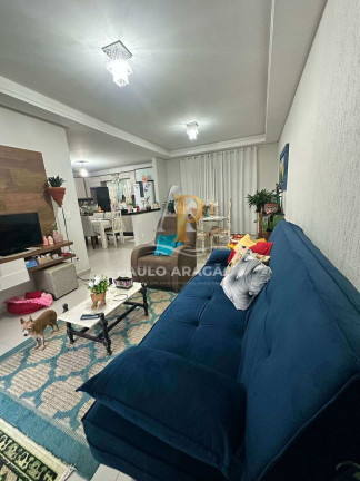Imagem Casa com 4 Quartos à Venda, 300 m² em Municípios - Balneário Camboriú Imagem Casa com 4 Quartos à Venda, 300 m² em Municípios - Balneário Camboriú