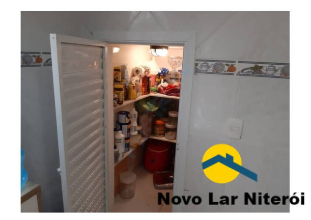 Imagem Casa com 5 Quartos à Venda, 180 m² em São Francisco - Niterói Imagem Casa com 5 Quartos à Venda, 180 m² em São Francisco - Niterói