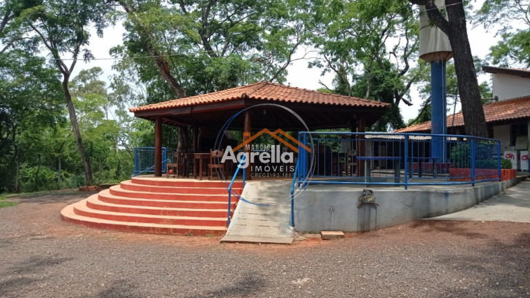 Imagem Imóvel com 4 Quartos à Venda, 423 m² em Chácara Ipê - Mogi Mirim Imagem Imóvel com 4 Quartos à Venda, 423 m² em Chácara Ipê - Mogi Mirim
