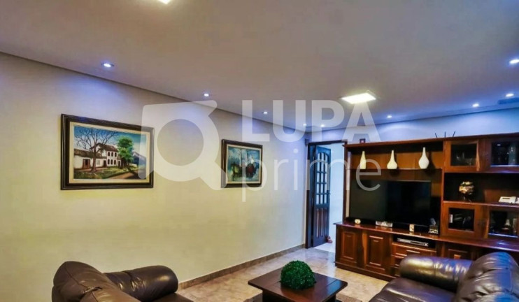 Imagem Casa com 3 Quartos à Venda, 250 m² em Tucuruvi - São Paulo Imagem Casa com 3 Quartos à Venda, 250 m² em Tucuruvi - São Paulo