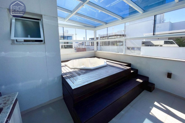 Imagem Cobertura com 3 Quartos à Venda, 221 m² em Ingleses Do Rio Vermelho - Florianópolis Imagem Cobertura com 3 Quartos à Venda, 221 m² em Ingleses Do Rio Vermelho - Florianópolis
