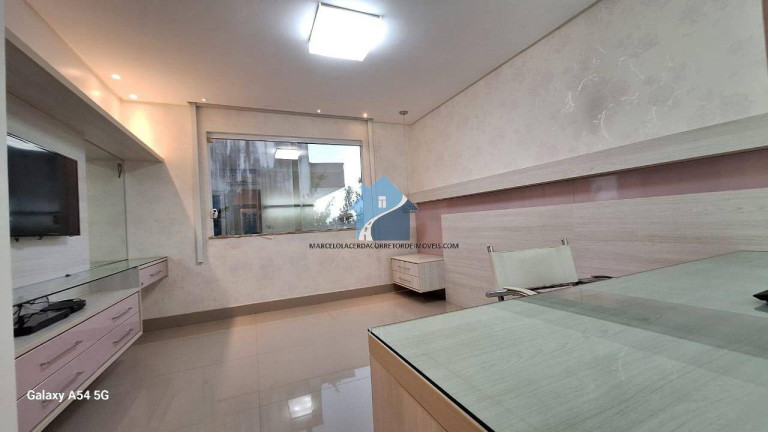 Imagem Casa com 3 Quartos à Venda, 250 m² em Centro - Manaus Imagem Casa com 3 Quartos à Venda, 250 m² em Centro - Manaus