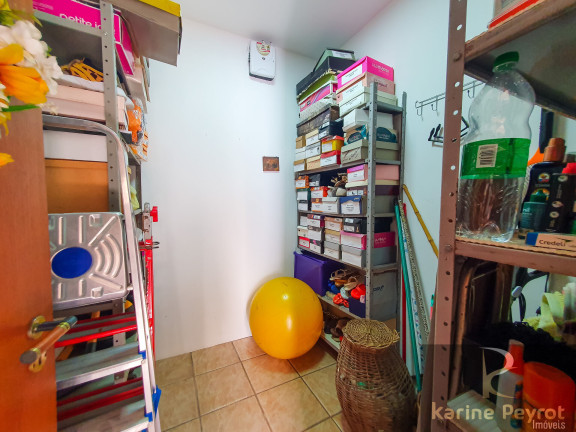Imagem Casa com 2 Quartos à Venda, 283 m² em Cristo Rei - São Leopoldo Imagem Casa com 2 Quartos à Venda, 283 m² em Cristo Rei - São Leopoldo
