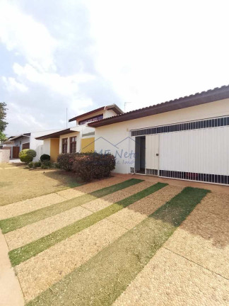 Imagem Casa com 3 Quartos à Venda, 660 m² em Cidade Jardim - Pirassununga Imagem Casa com 3 Quartos à Venda, 660 m² em Cidade Jardim - Pirassununga