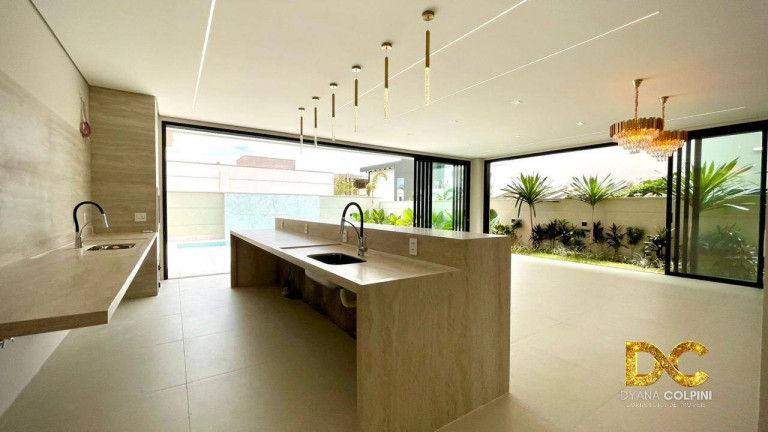 Imagem Casa de Condomínio com 4 Quartos à Venda, 393 m² em Condomínio Florais Itália - Cuiabá Imagem Casa de Condomínio com 4 Quartos à Venda, 393 m² em Condomínio Florais Itália - Cuiabá