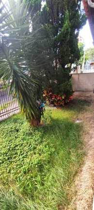 Imagem Sobrado com 5 Quartos à Venda, 338 m² em Jardim Itu - Porto Alegre Imagem Sobrado com 5 Quartos à Venda, 338 m² em Jardim Itu - Porto Alegre