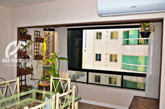 Imagem Apartamento com 3 Quartos à Venda, 100 m² em Centro - Balneário Camboriú
