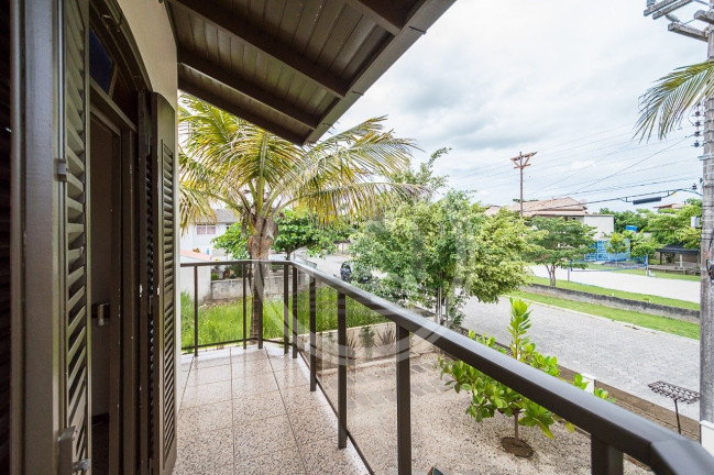 Imagem Casa com 3 Quartos à Venda, 160 m² em Morrinhos - Bombinhas Imagem Casa com 3 Quartos à Venda, 160 m² em Morrinhos - Bombinhas