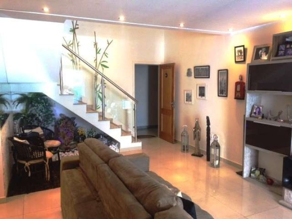 Imagem Cobertura com 4 Quartos à Venda, 250 m² em Algodoal - Cabo Frio Imagem Cobertura com 4 Quartos à Venda, 250 m² em Algodoal - Cabo Frio