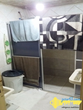 Imagem Casa com 4 Quartos à Venda, 170 m² em Conjunto Semiramis Barros Braga - Londrina Imagem Casa com 4 Quartos à Venda, 170 m² em Conjunto Semiramis Barros Braga - Londrina