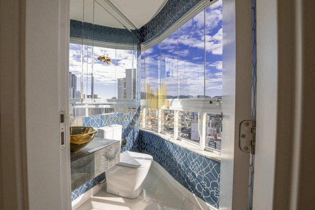 Imagem Apartamento com 3 Quartos à Venda, 237 m² em Centro - Balneário Camboriú Imagem Apartamento com 3 Quartos à Venda, 237 m² em Centro - Balneário Camboriú