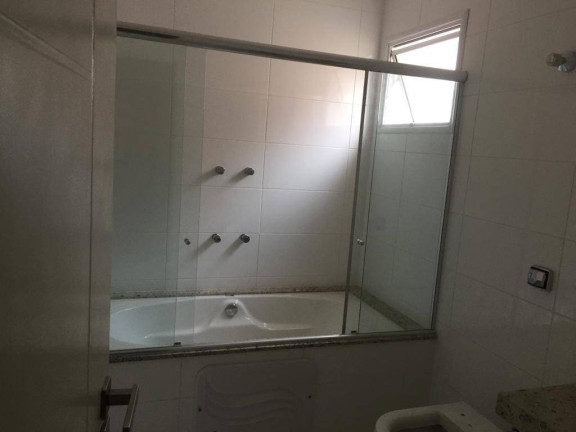 Imagem Casa com 4 Quartos à Venda, em Mongaguá Imagem Casa com 4 Quartos à Venda, em Mongaguá