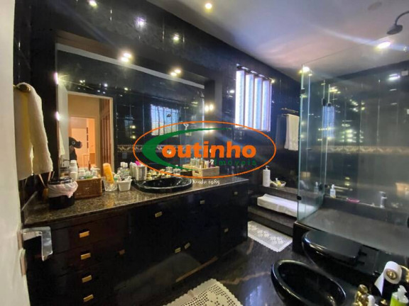 Imagem Cobertura com 3 Quartos à Venda, 200 m² em Maracanã - Rio De Janeiro Imagem Cobertura com 3 Quartos à Venda, 200 m² em Maracanã - Rio De Janeiro