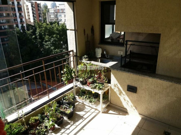 Imagem Apartamento com 4 Quartos à Venda, 196 m² em Real Parque - São Paulo Imagem Apartamento com 4 Quartos à Venda, 196 m² em Real Parque - São Paulo